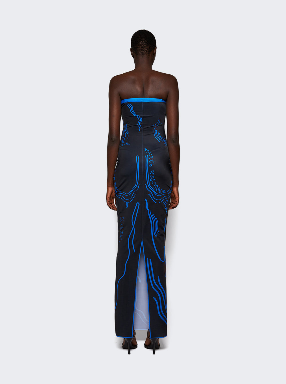 Venus Shell Long Body Dress_Black_05.jpg
