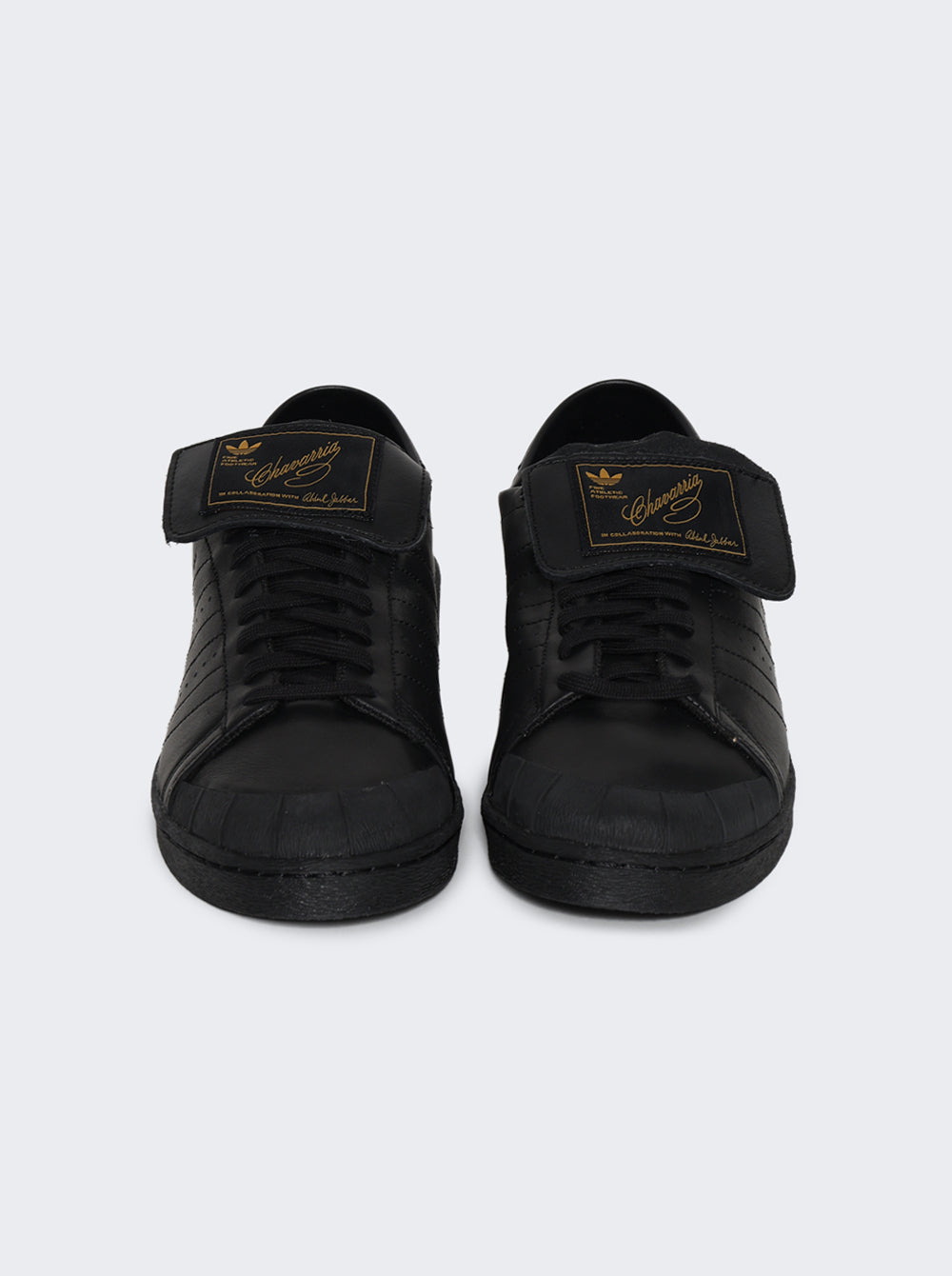 HQ4867_Black_05.jpg