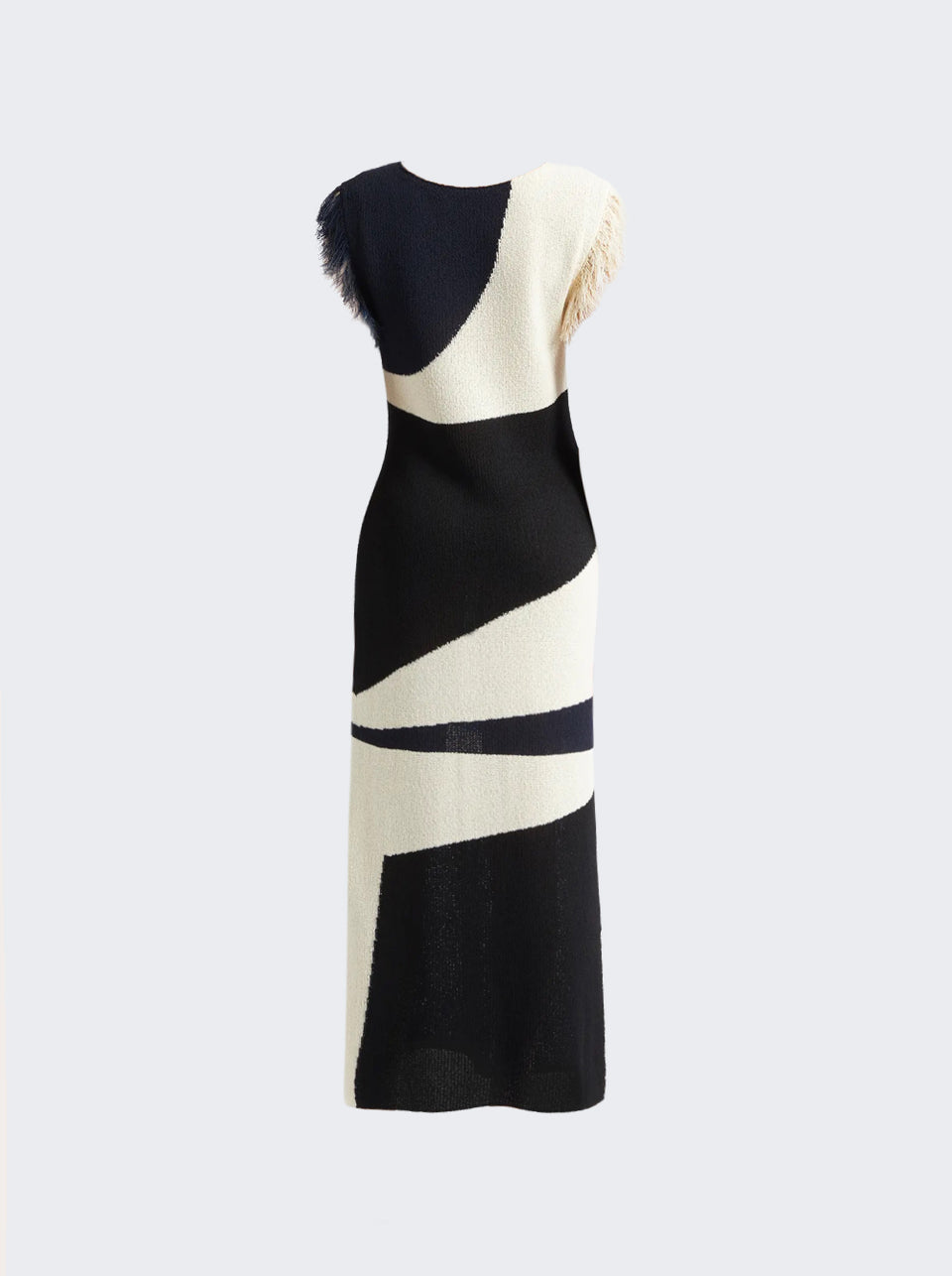 R2637350_Black & White_06.jpg