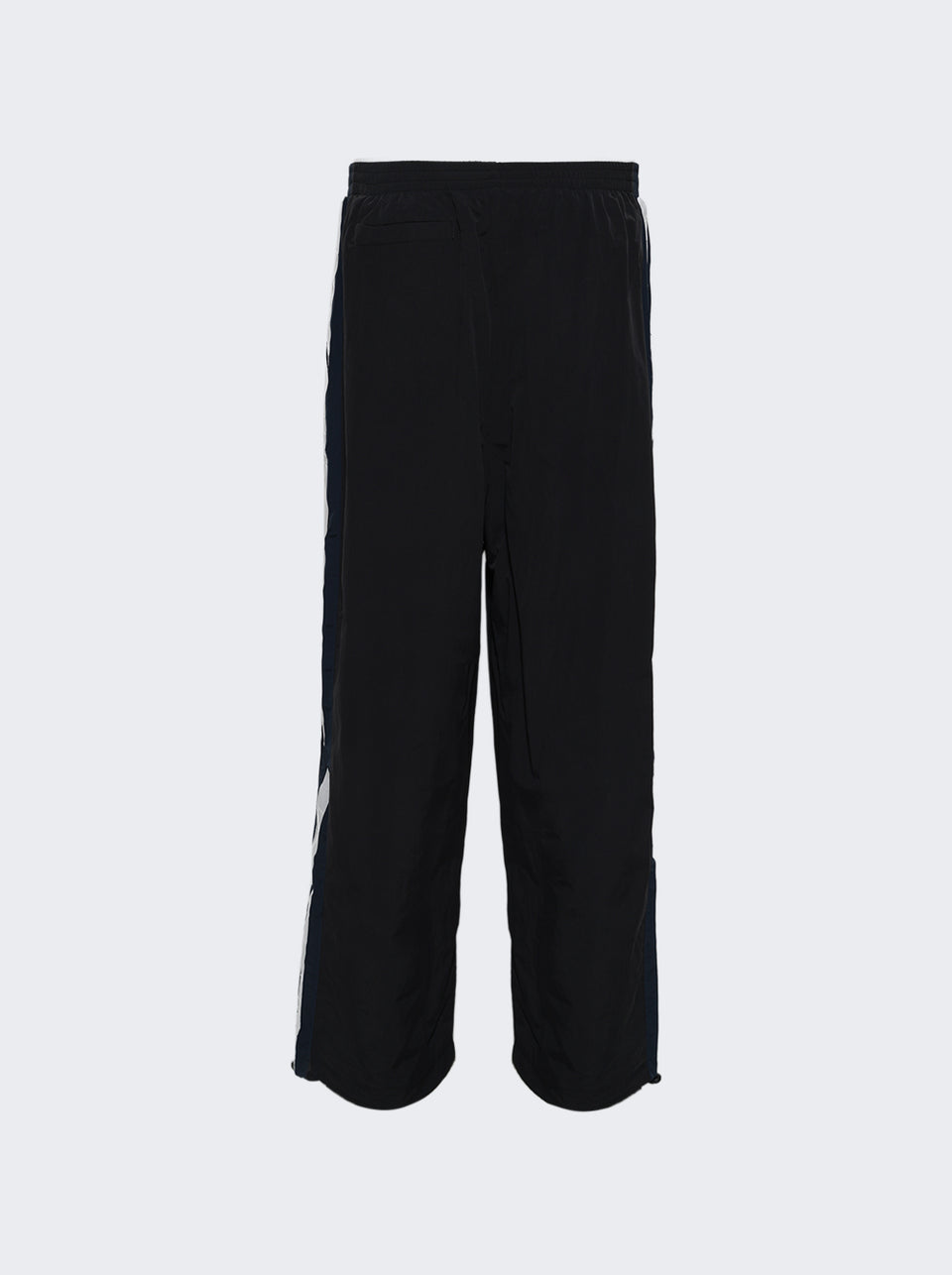 ME76GP126B_Black_06.jpg