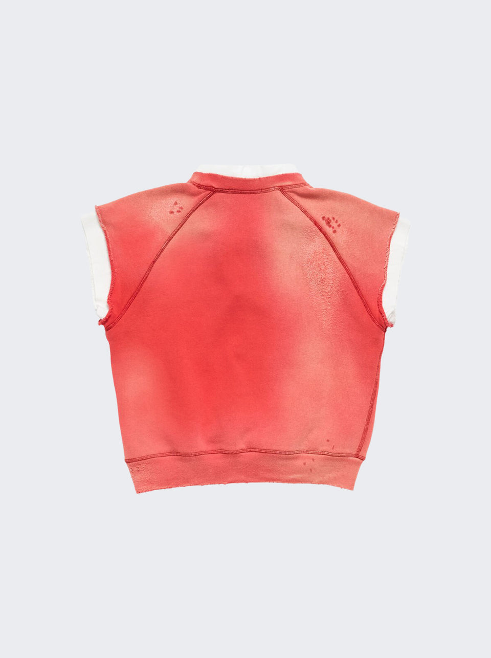 AI0186_Red_06.jpg