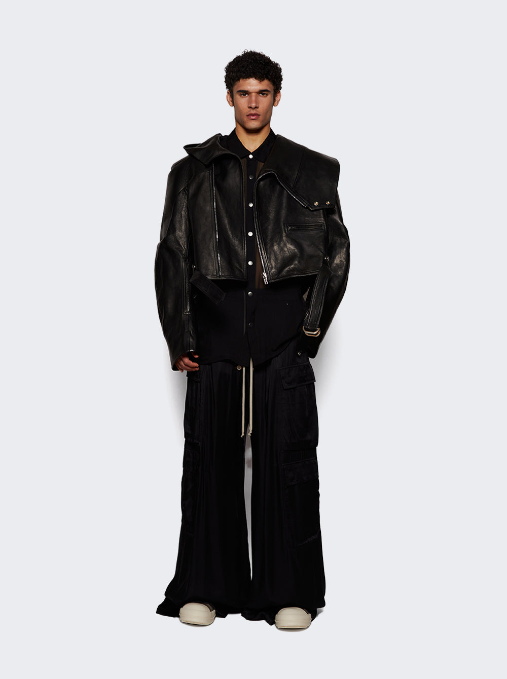 RR01E5239 S_Black_999.jpg