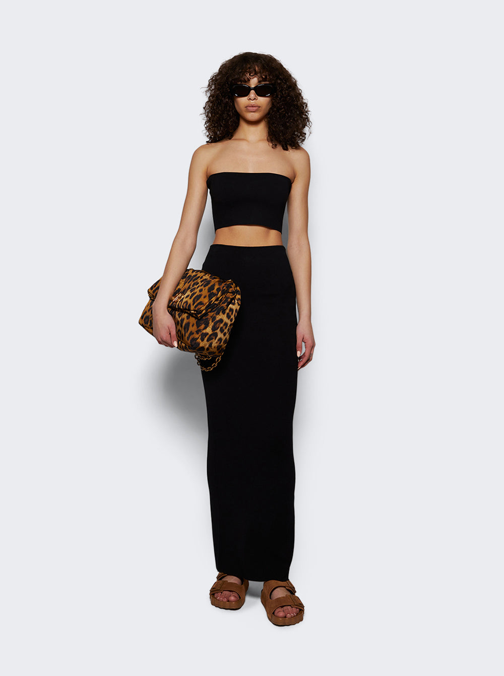 WA66KN130B_Black_999.jpg