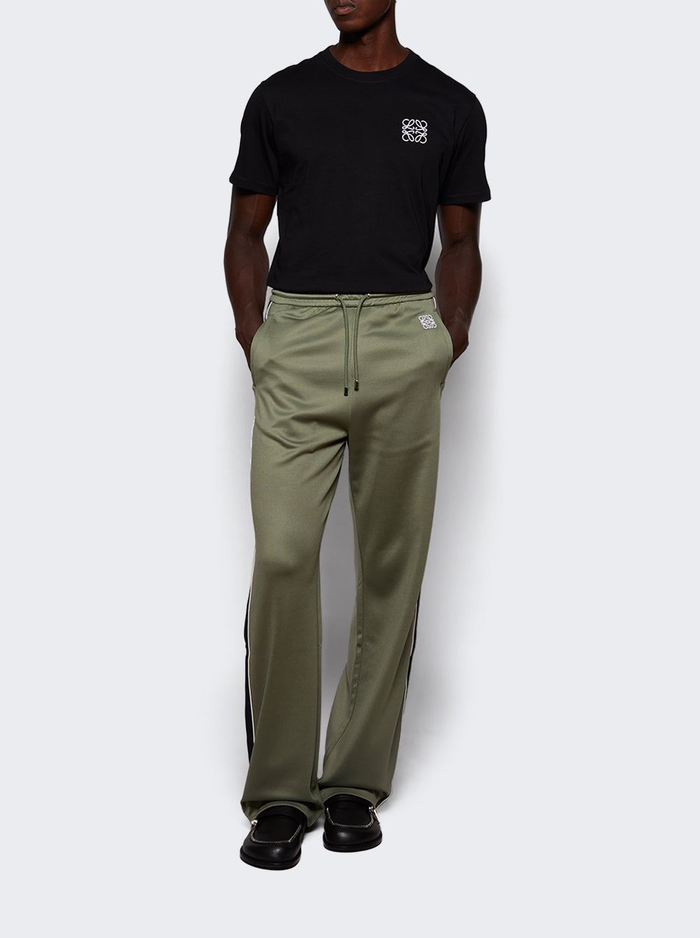 H526Y22X75_Black_999.jpg