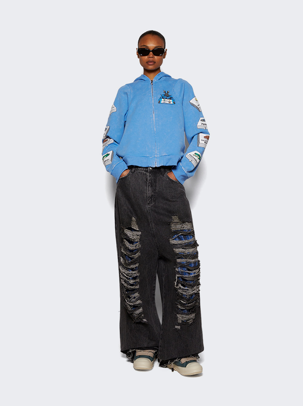RS25NZ319-01/33_Black_999.jpg