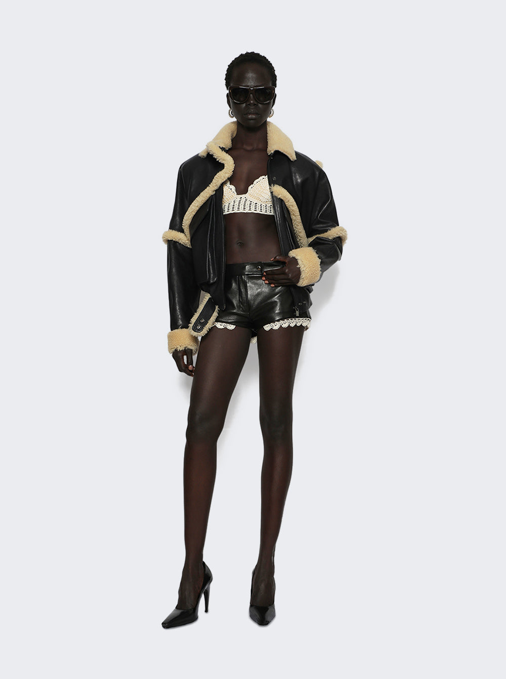 212725_Black_999.jpg