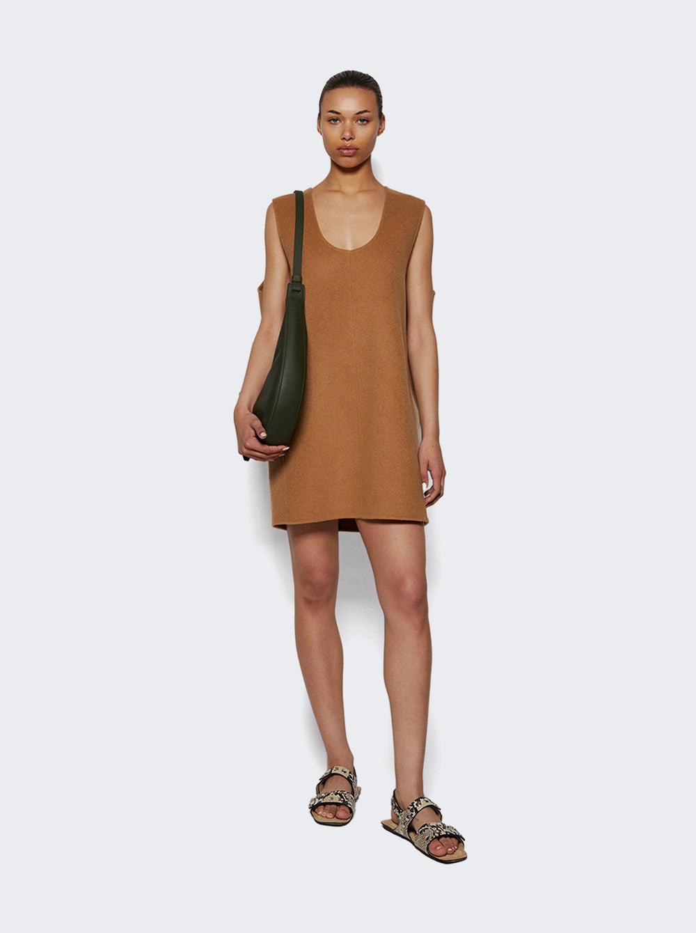 5519547 W547_Camel_999.jpg