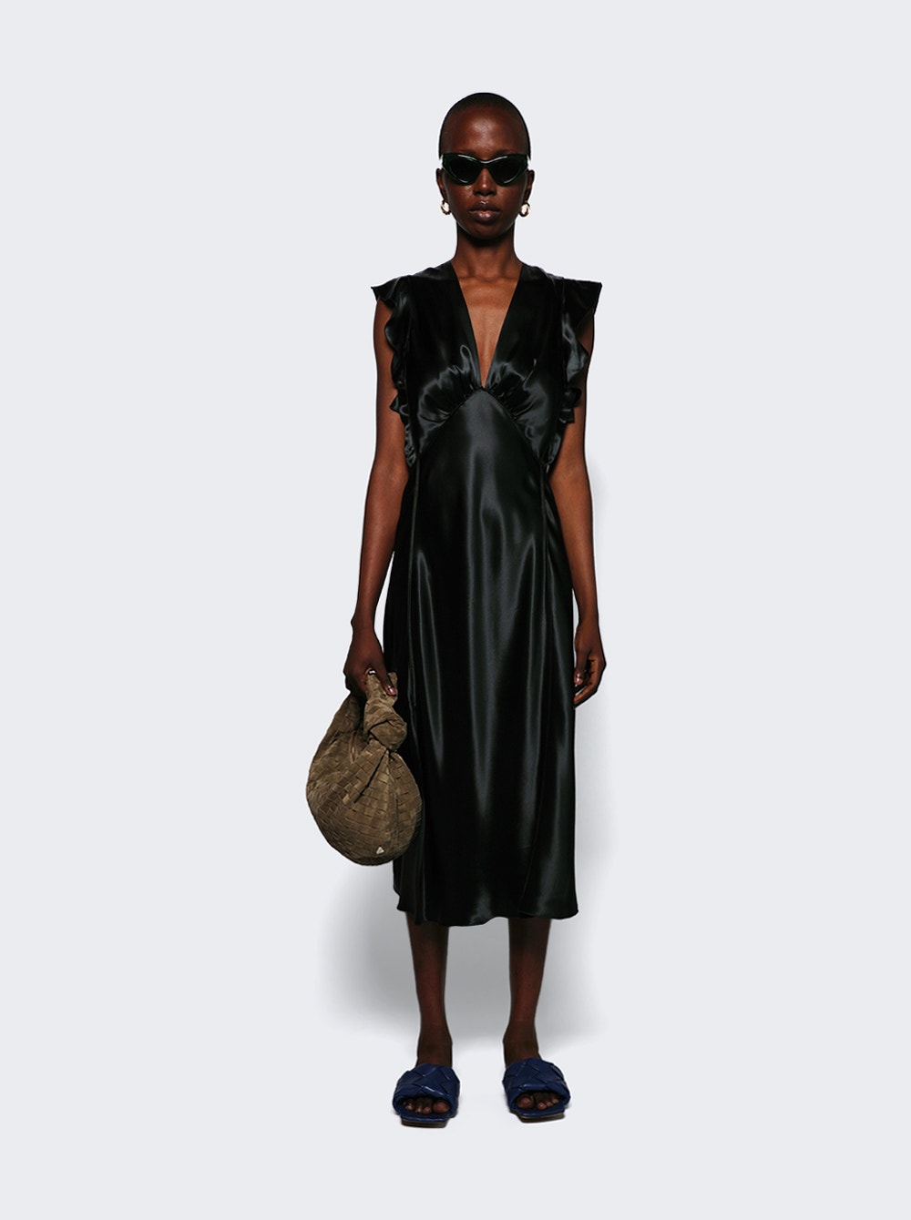 16000円定価 通販 通販直営 BOTTEGA VENETA Prefall 2020 編みサンダル