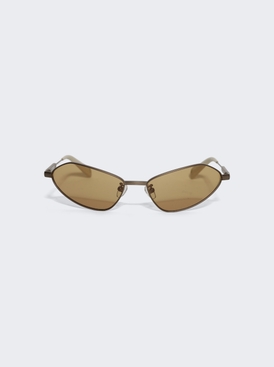 X Jacquemus Bambino Angular Metal Sunglasses Putty And Amber