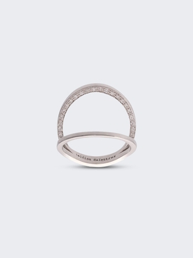 In Between Ring