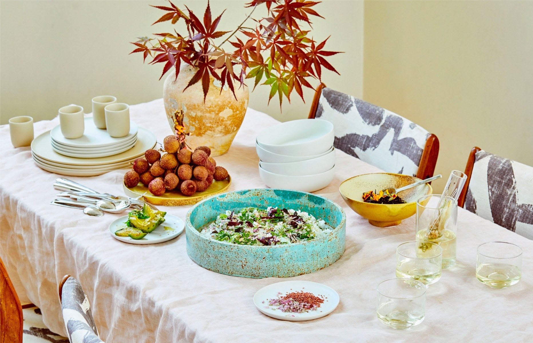 CICA GOMEZ Ceramic Bowl and Plates – LAURENCE BRABANT Tea Tumbler and Bruine Glasses – MAOMI Kaya Porcelain Plates, Bowls and Espresso Cups CICA GOMEZ Ceramic Bowl and Plates – LAURENCE BRABANT Tea Tumbler and Bruine Glasses – MAOMI Kaya Porcelain Plates, Bowls and Espresso Cups